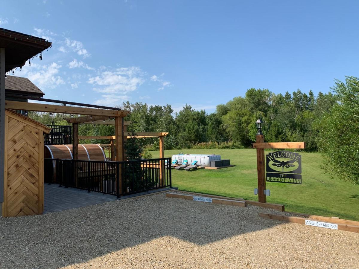 Dragonfly Inn Loft Suite Sherwood Park Exterior foto