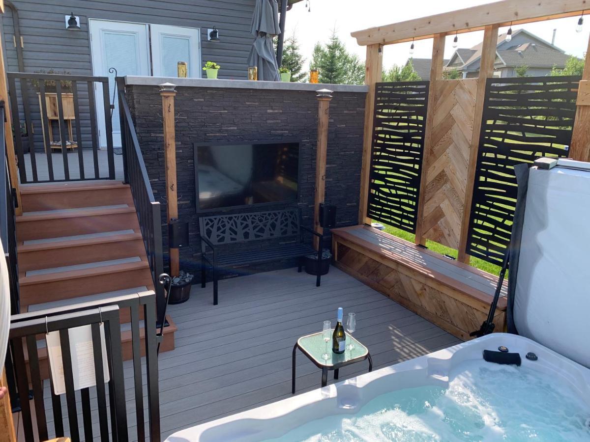 Dragonfly Inn Loft Suite Sherwood Park Exterior foto