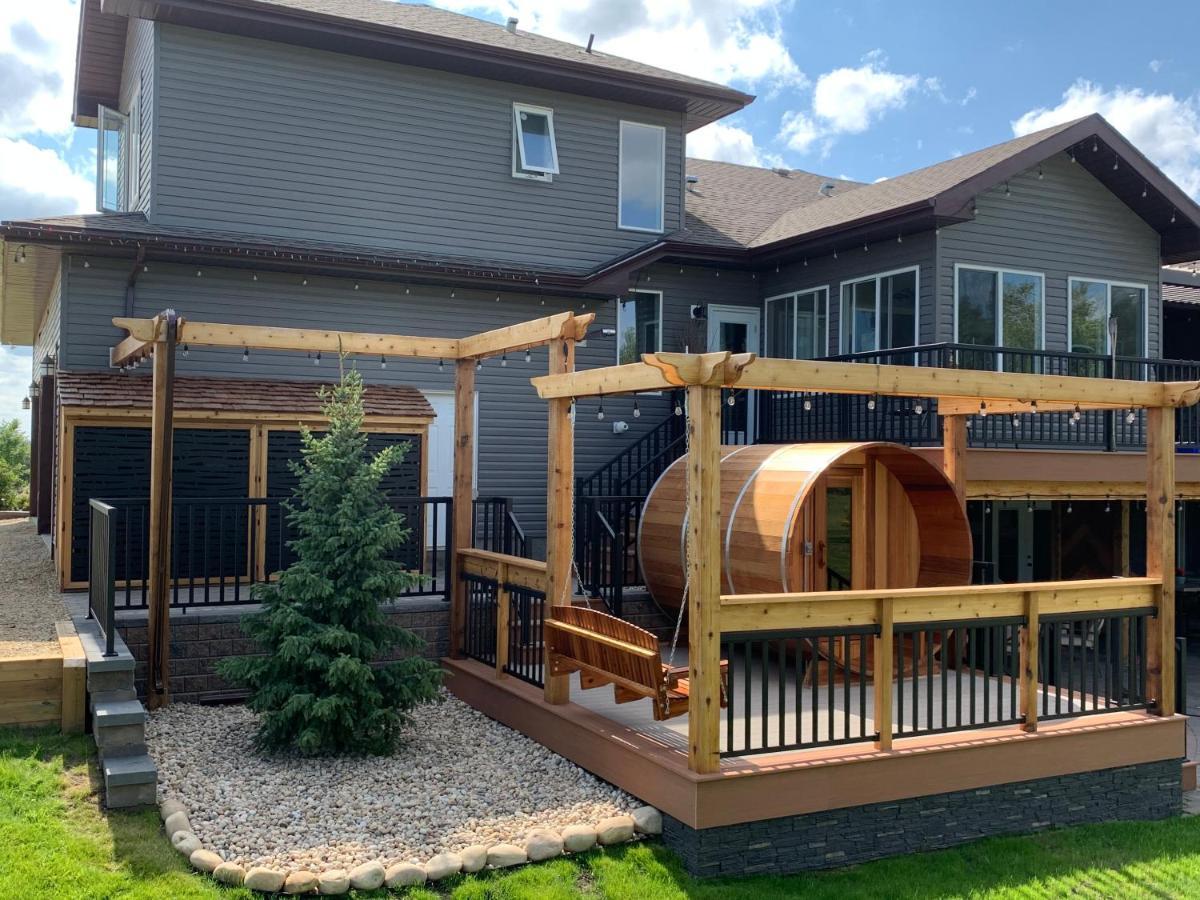 Dragonfly Inn Loft Suite Sherwood Park Exterior foto