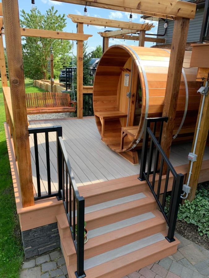 Dragonfly Inn Loft Suite Sherwood Park Exterior foto