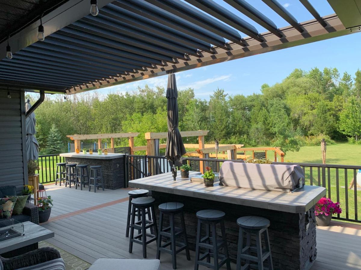 Dragonfly Inn Loft Suite Sherwood Park Exterior foto