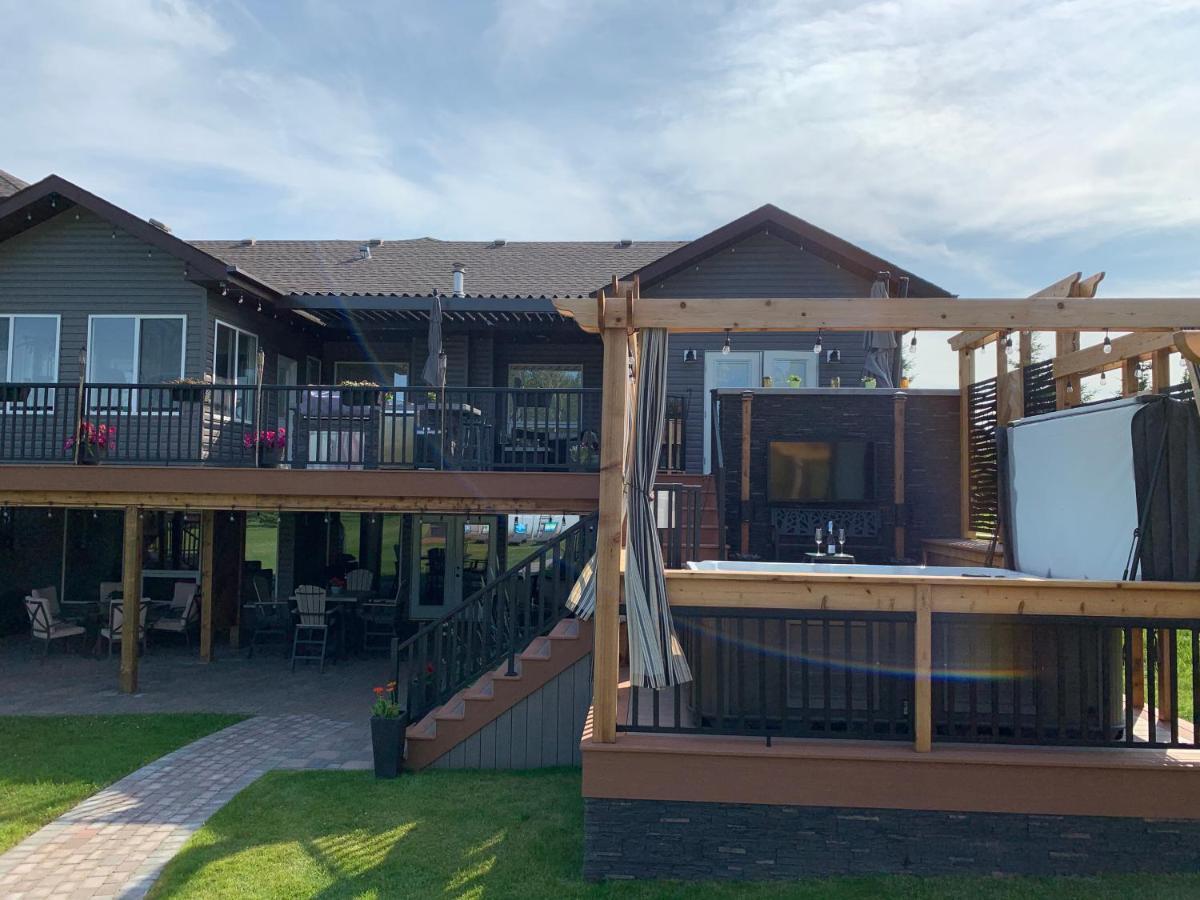 Dragonfly Inn Loft Suite Sherwood Park Exterior foto